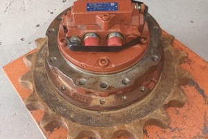 CASE STUDY: LOW HOUR FINAL DRIVE FAILURE